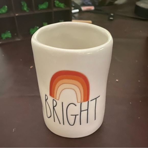 Rae Dunn jar - Picture 1 of 7